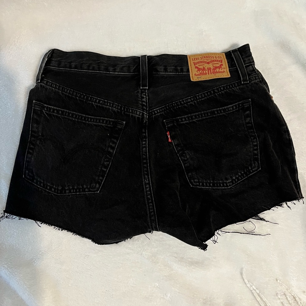 Like new Levi shorts. Literally only wore them one time.